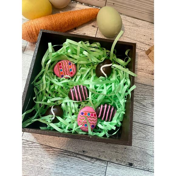 ⤵️ 🆕 6 Fake Candy Eggs with Box | Easter faux chocolate eggs - Picture 4 of 5